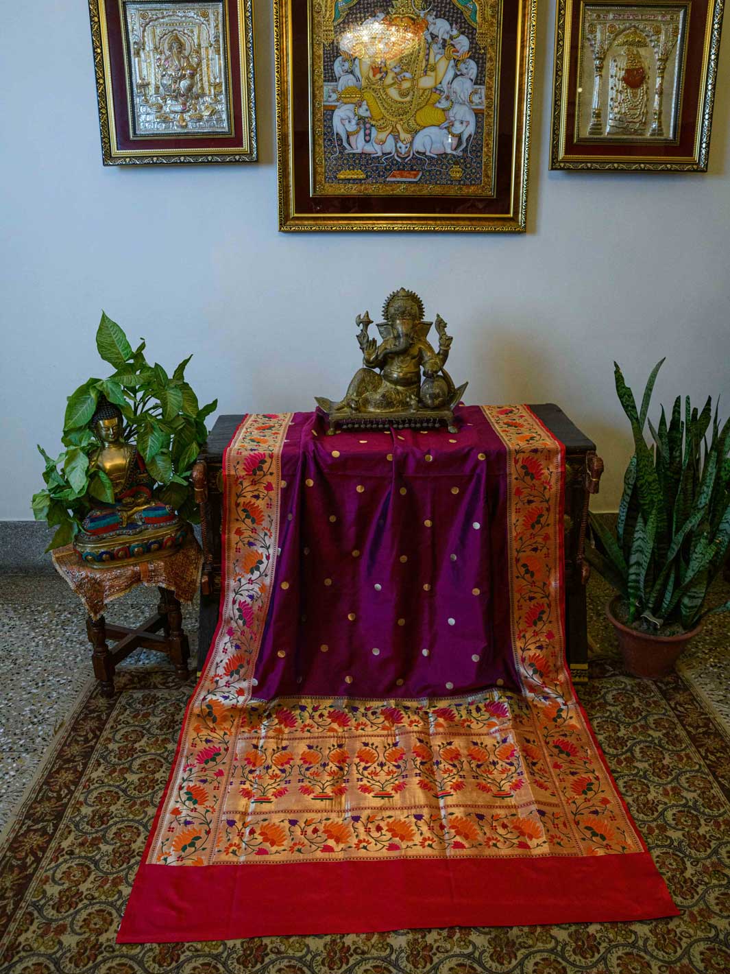 Fuchsia Pure Silk Banarasi Handloom Saree