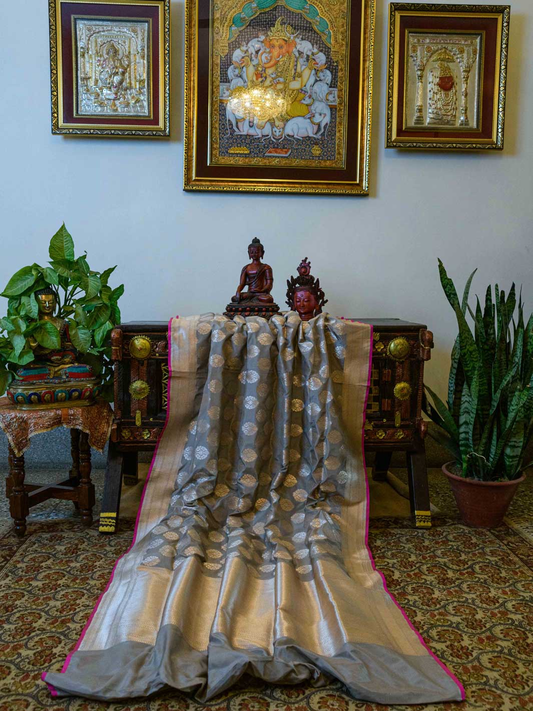 Gray Pure Silk Banarasi Handloom Saree