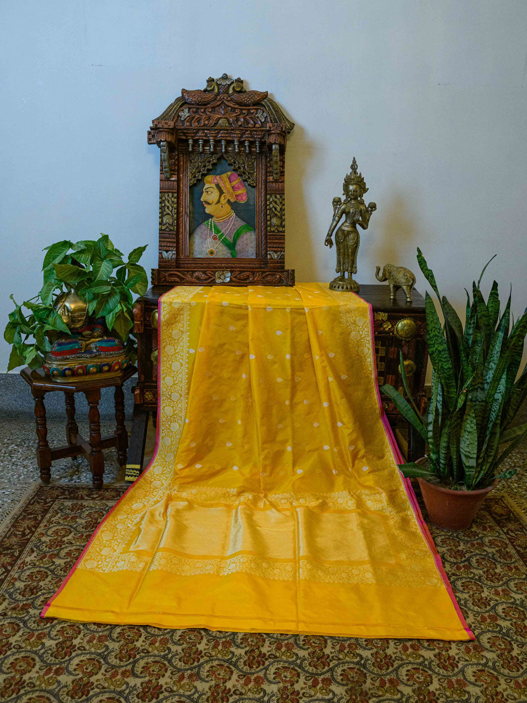 Yellow Pure Katan Silk Handloom Banarasi Saree