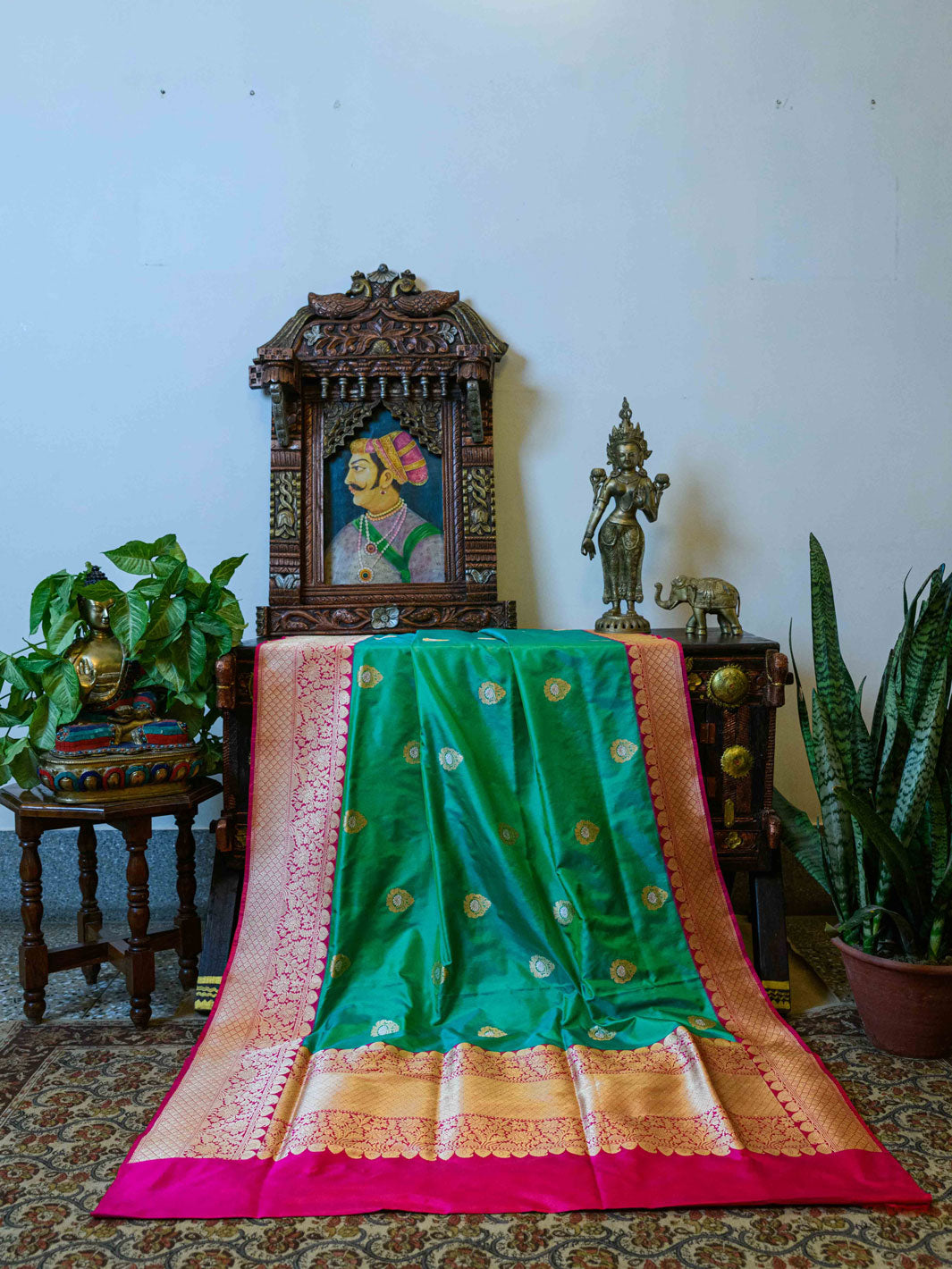 Green/Pink Pure Katan Silk Handloom Banarasi Saree
