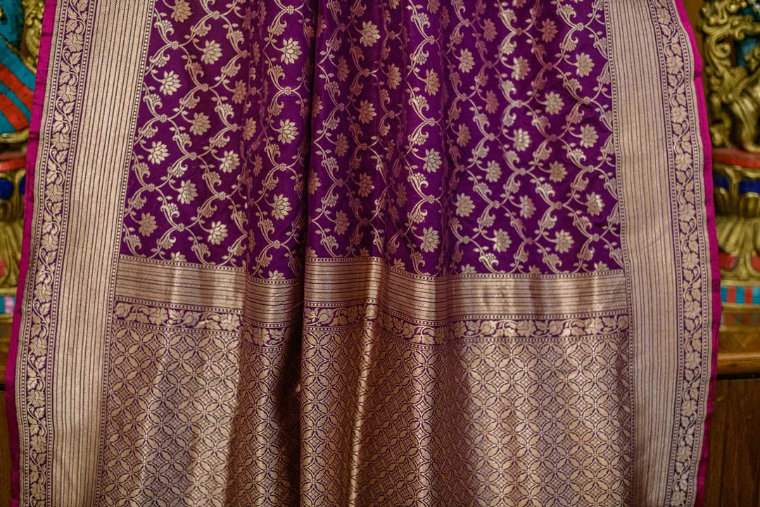 Magenta Pure Silk Banarasi Handloom Saree