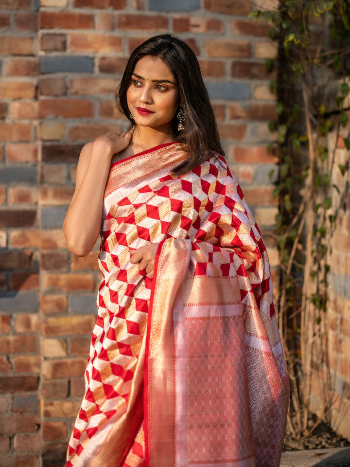 White and red linen ikkat weaving saree – Silk Ethnics